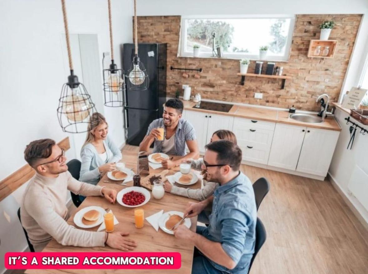 *Re9Bc* For Your Most Relaxed & Cosy Stay + Free Parking + Free Fast Wifi * Leeds  Kültér fotó